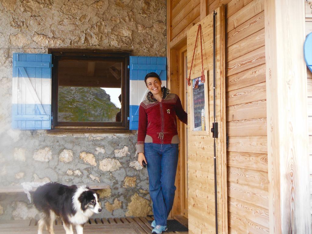 מלון סן מרקו די קסטרוזה Rifugio Velo Della Madonna מראה חיצוני תמונה